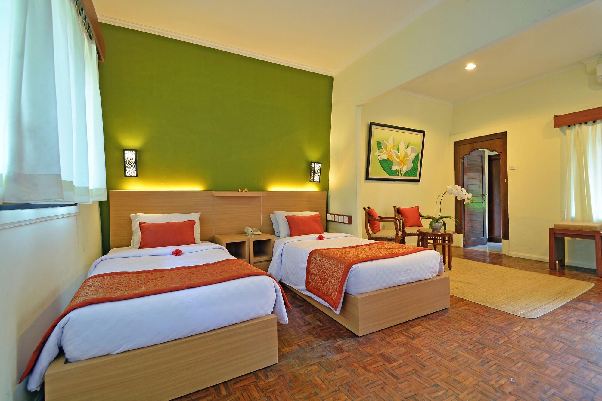 Puri Dewa Bharata Hotel & Villas Legian  Exterior photo
